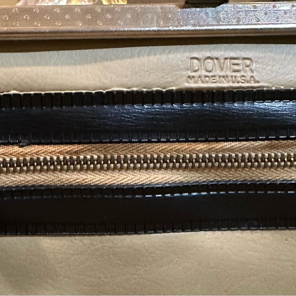 🌟HP🌟VTG 1950s Black Floral Tapestry Carpet Bag Top Handle Handbag by Dover USA - Picture 16 of 16